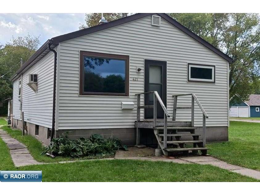 421 9th Street International Falls MN 56649 147650 image1