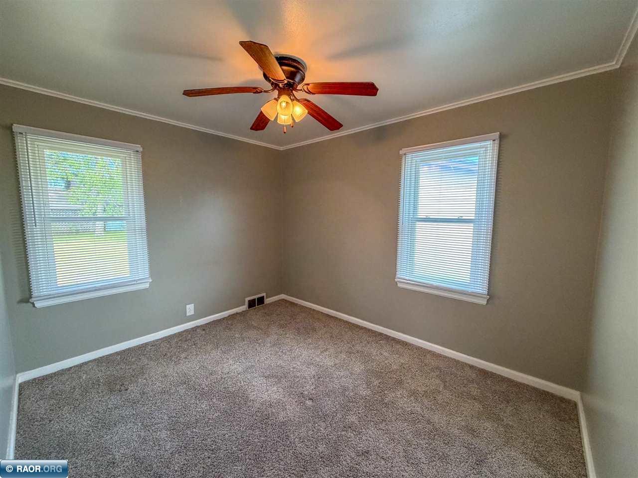 423 38th St E Hibbing MN 55746 150059 image10