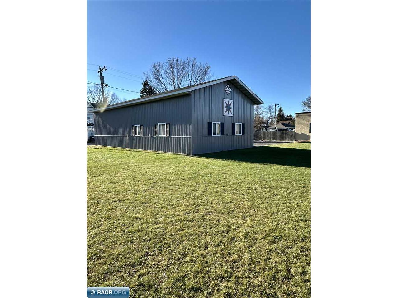 425 4th Street International Falls MN 56649 149359 image6