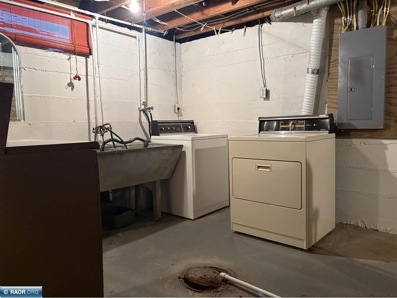 429 SW 4 th Street Chisholm MN 55719 150266 image25