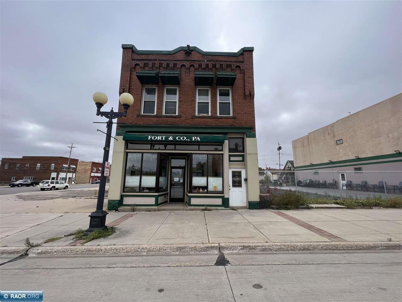 5 W Lake Street, Chisholm, MN, 55719 MLS 145958 Edina Realty