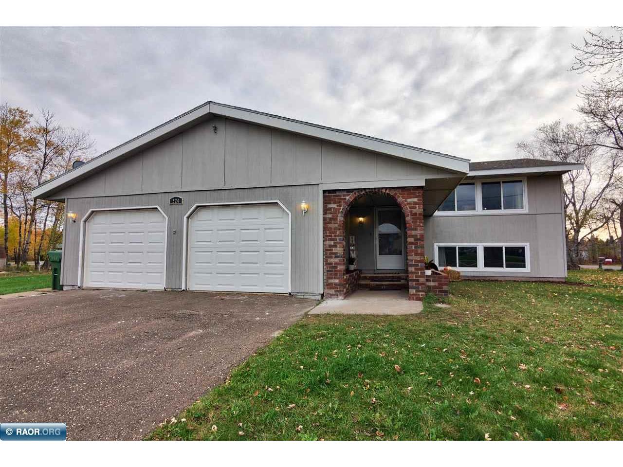 524 W 37th ST, Hibbing, MN, 55746 MLS 142536 Edina Realty