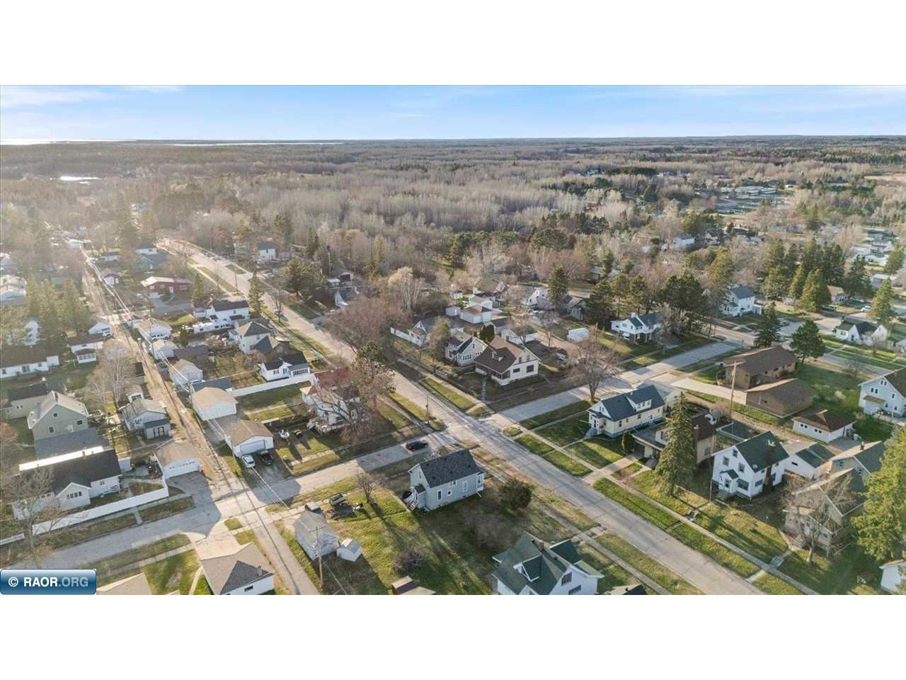604 3rd St NW Chisholm MN 55719 149860 image39