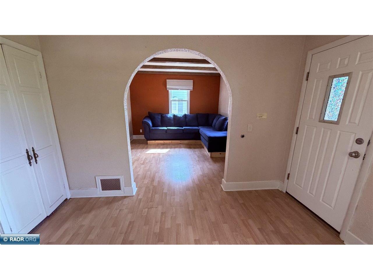624 Park Ave Eveleth MN 55734 150410 image11