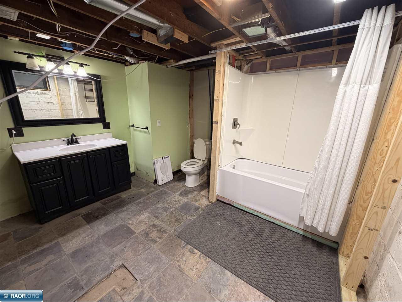 624 Park Ave Eveleth MN 55734 150410 image15