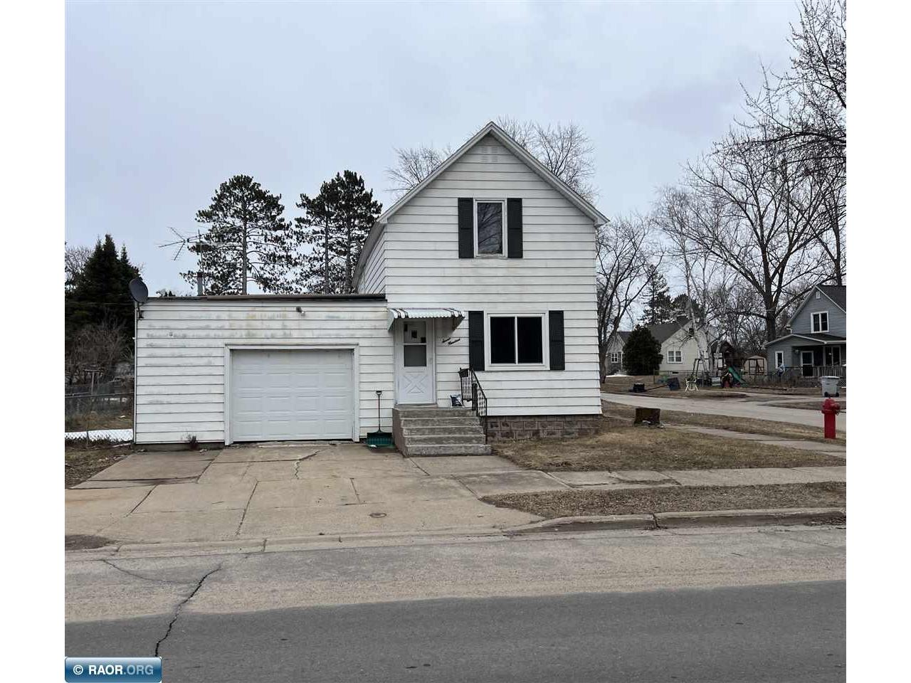 700 2nd Ave NW Chisholm MN 55719 148093 image1