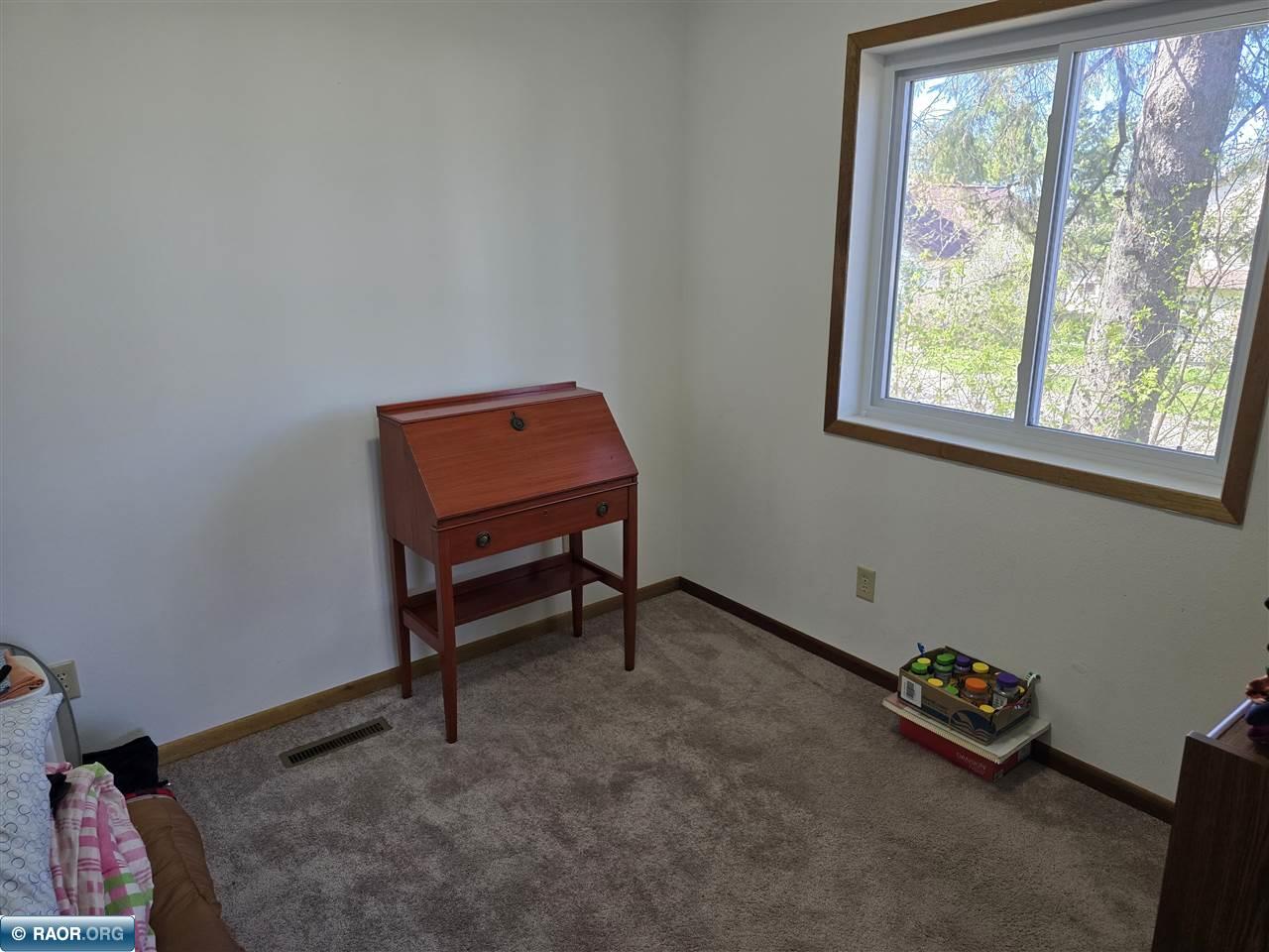 703 6th St. NW Chisholm MN 55719 150001 image13