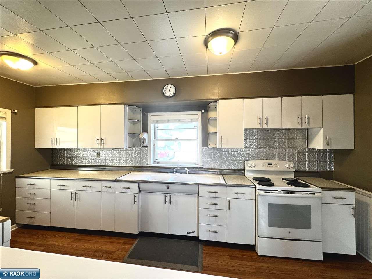 709 Jackson St Eveleth MN 55734 149931 image5