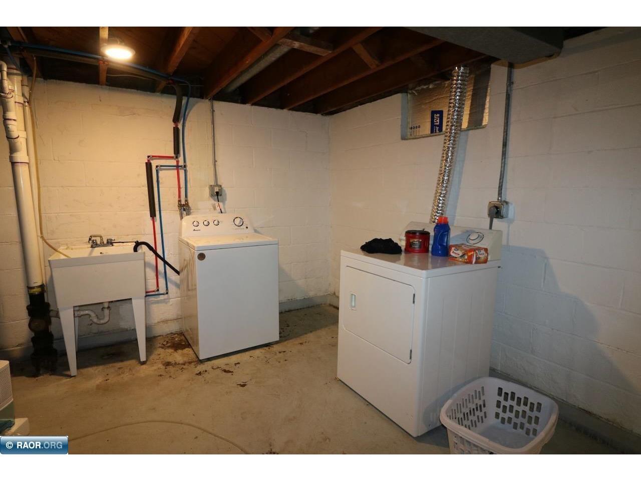 710 Summit Street Aurora MN 55705 150070 image27