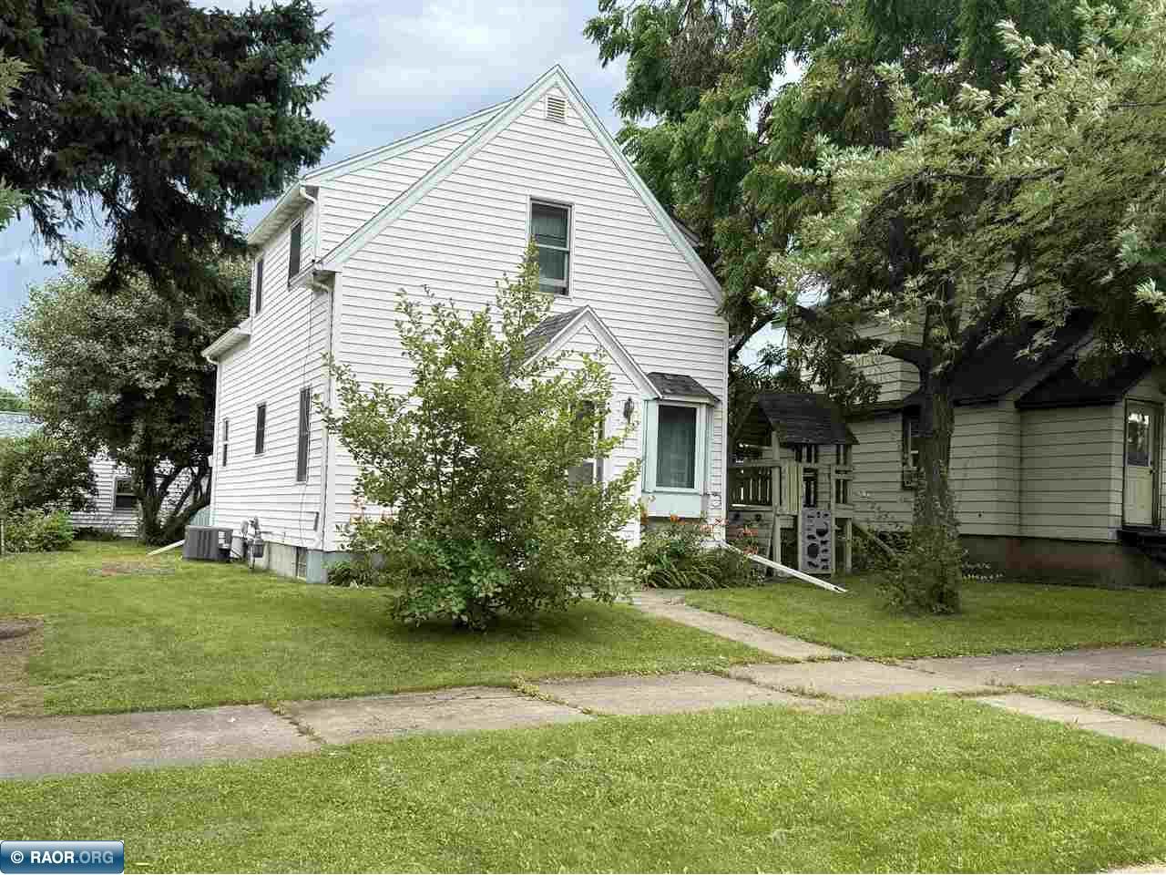 809 16th Street N Virginia MN 55792 148833 image4