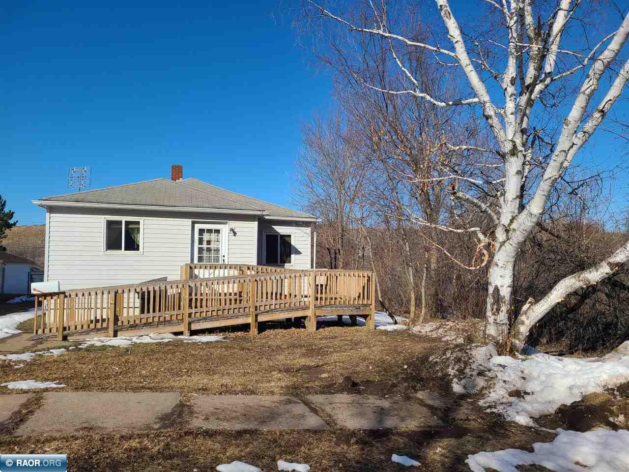 809 Douglas Ave, Eveleth, MN, 55734 MLS 140943 Edina Realty