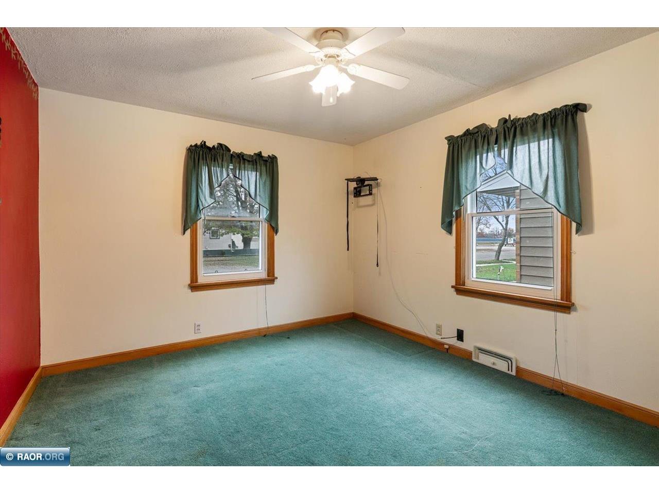 813 6th Street S Virginia MN 55792 149269 image22