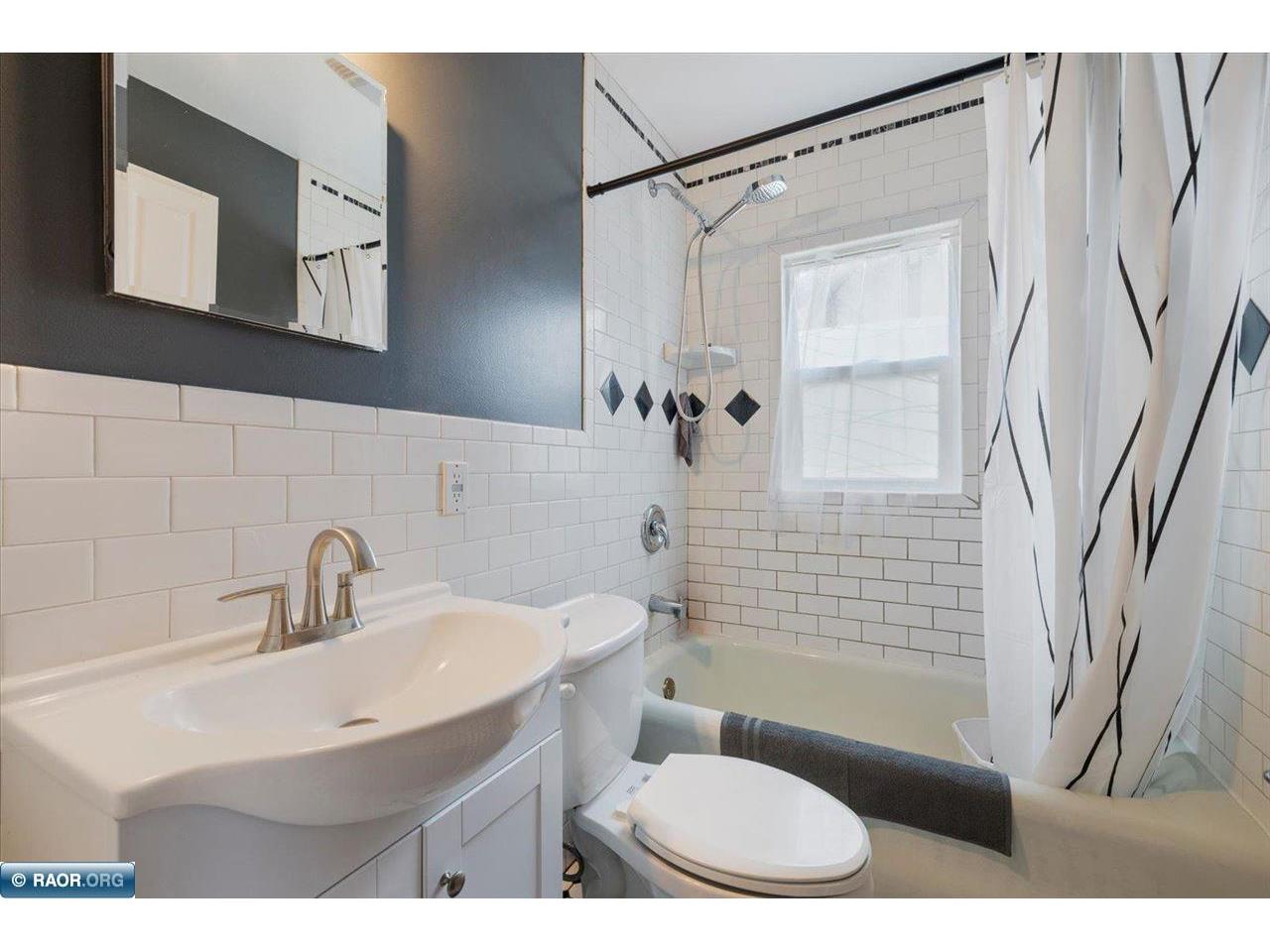 814 E Howard St Hibbing MN 55746 149845 image32