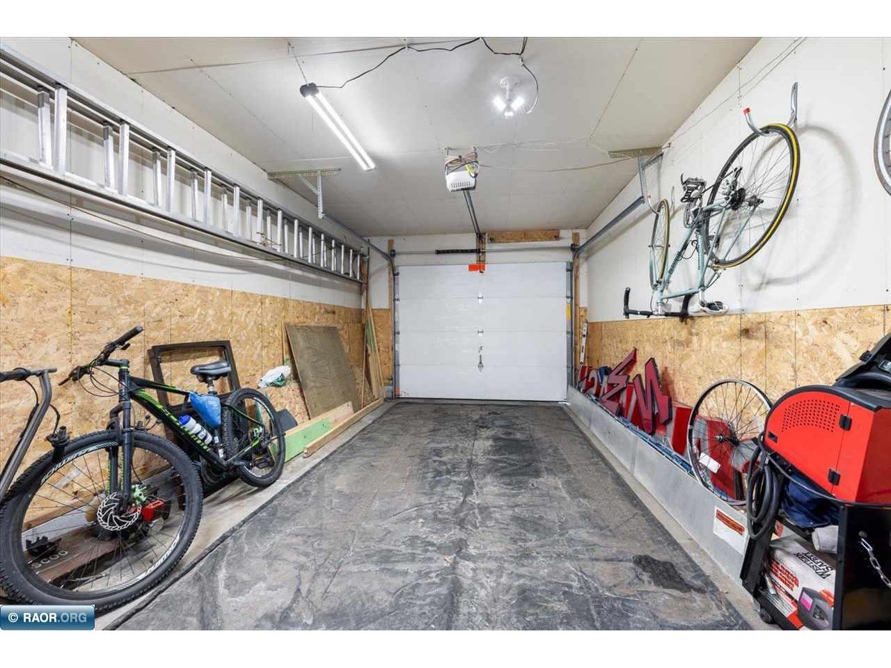 814 E Howard St Hibbing MN 55746 149845 image39