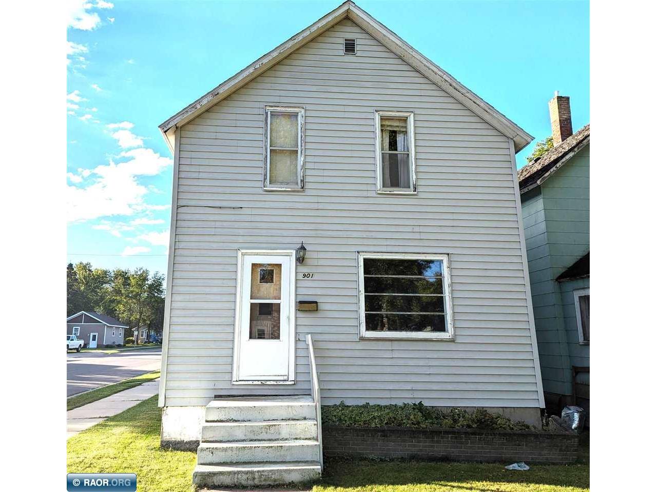 901 8th Street, International Falls, MN, 56649 MLS 147519 Edina Realty