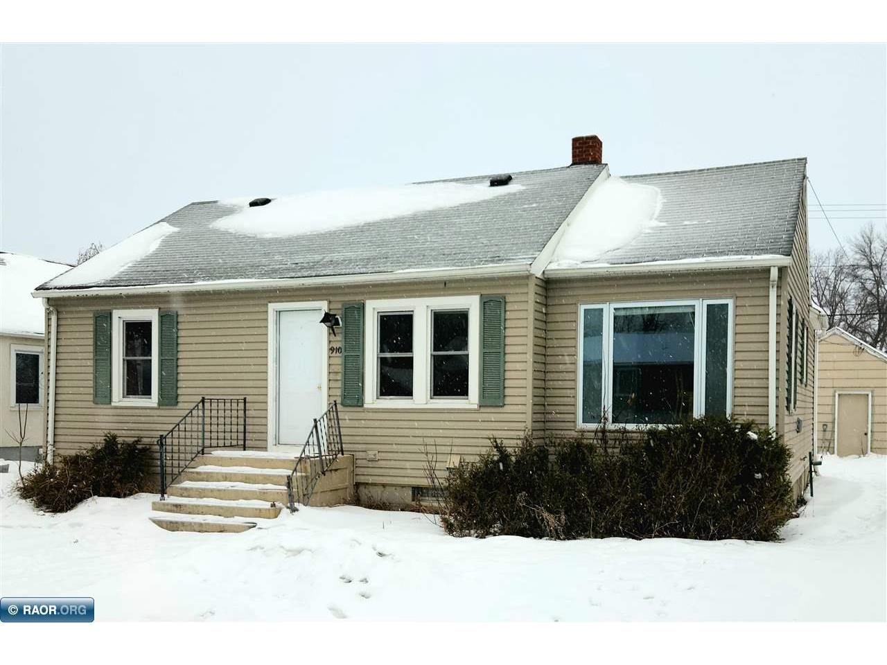 910 11th Street International Falls MN 56649 149460 image1