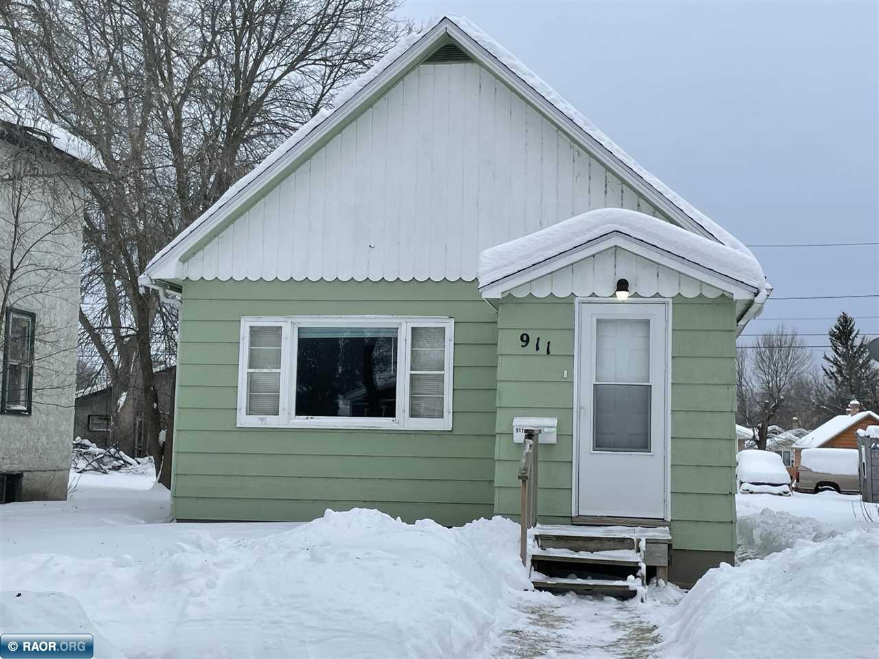 911 7th Street International Falls MN 56649 142788 image1