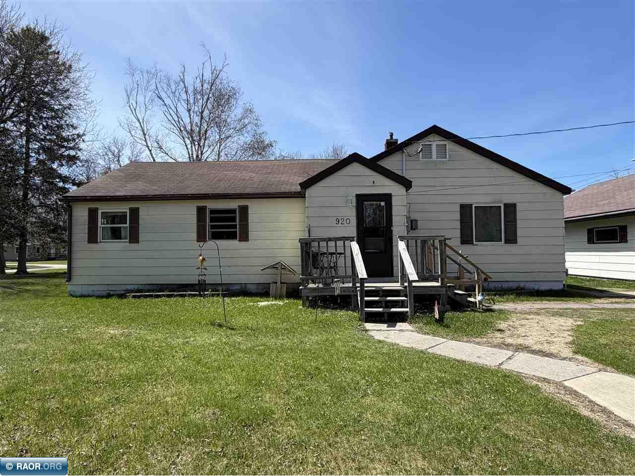 920 13th Avenue International Falls MN 56649 150028 image1