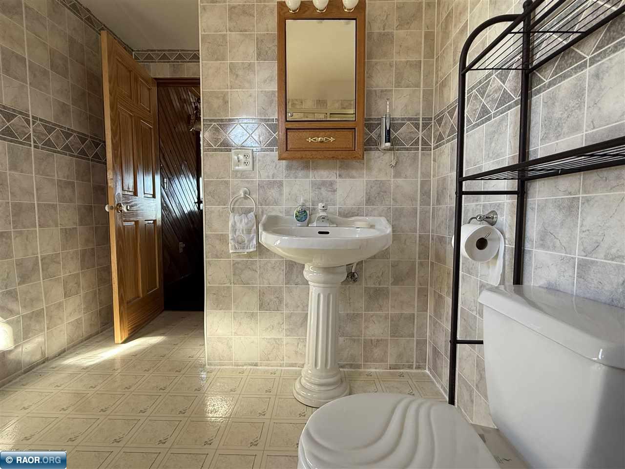 954 E Camp St Ely MN 55731 149151 image23