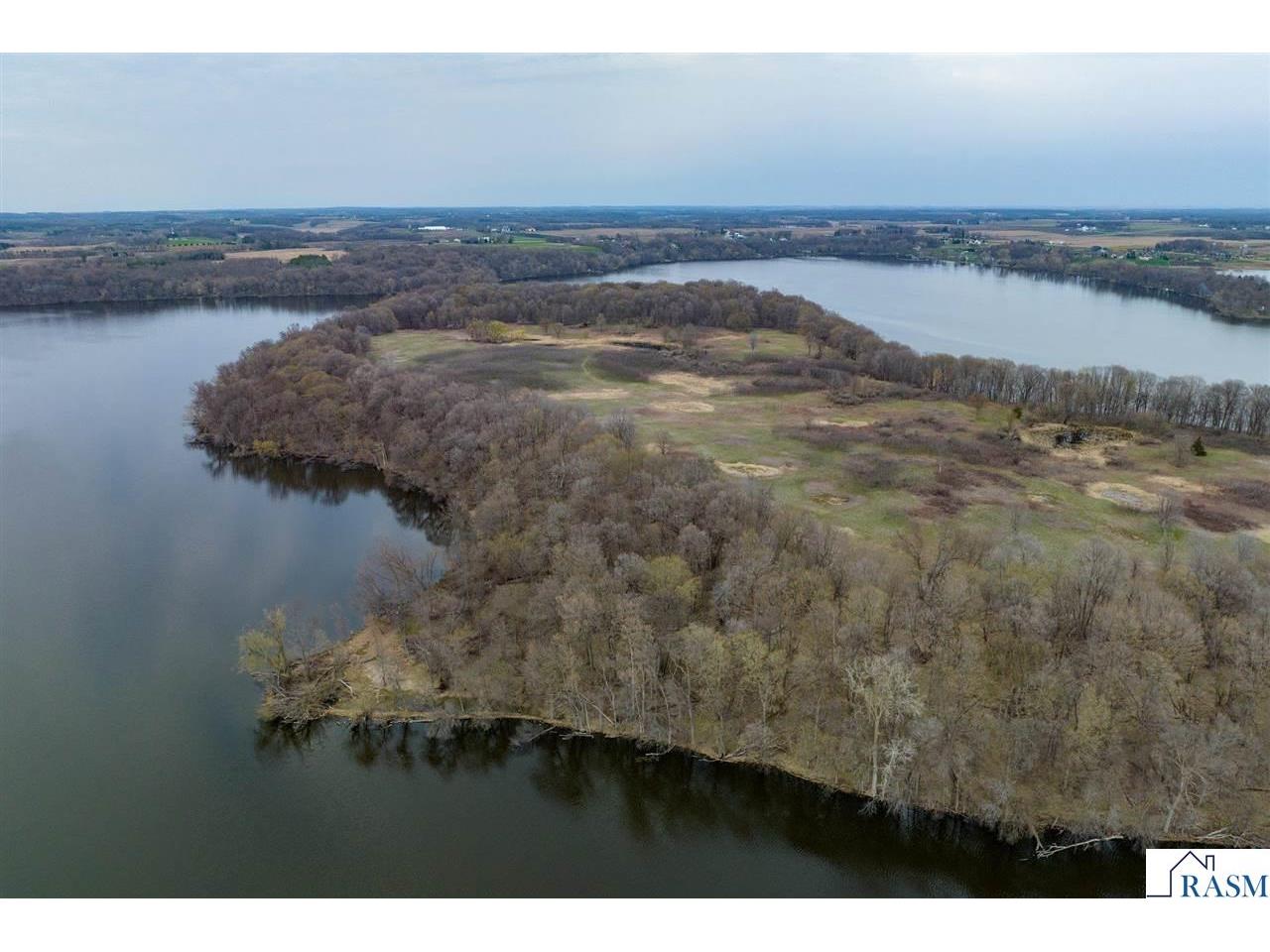 06.15.3.51.001 Island of Circle Lake Faribault MN 55021 - Circle 7035573 image1