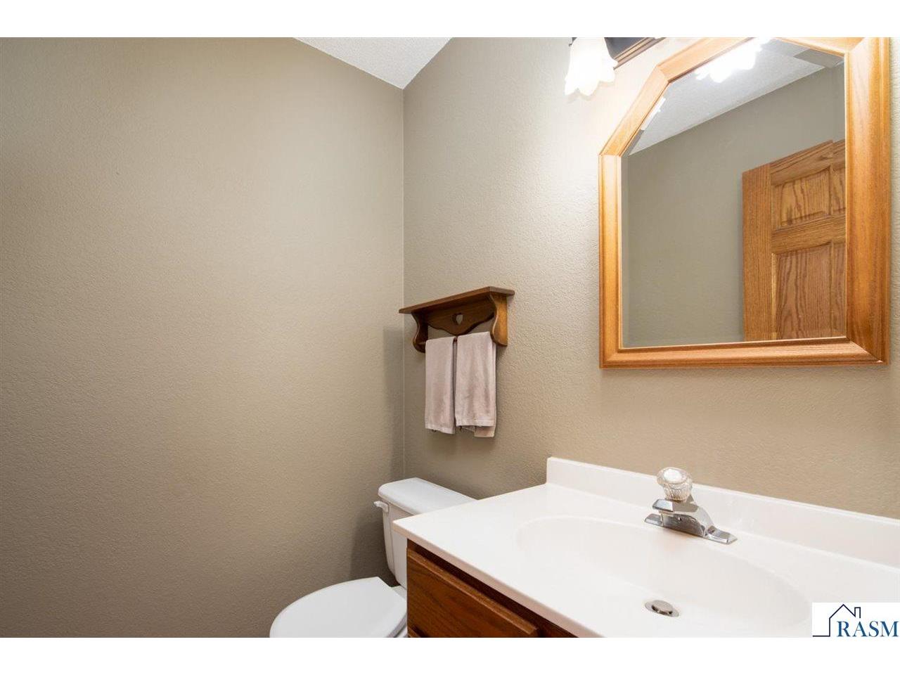 10 Cardinal Court North Mankato MN 56003 7039132 image12