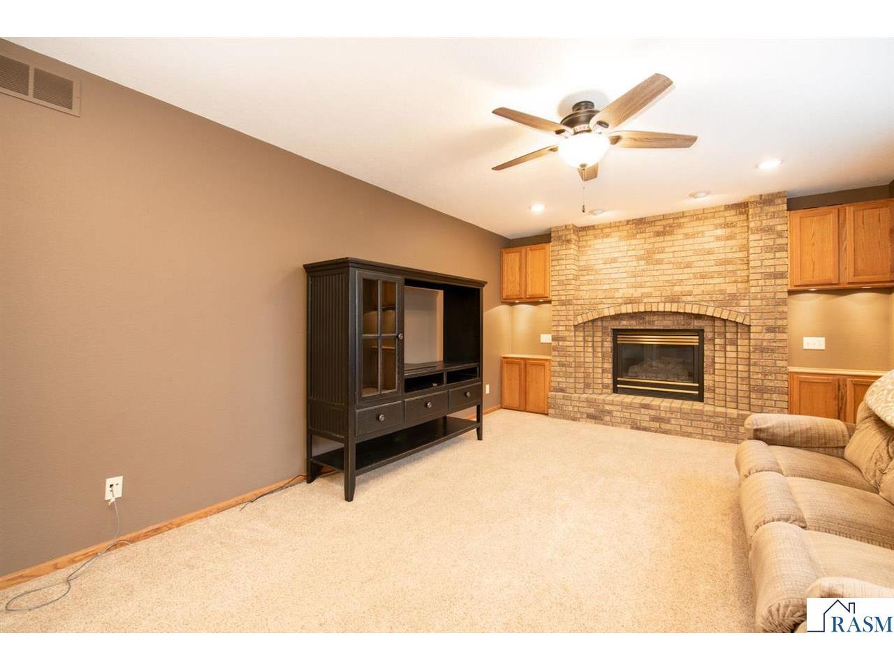 10 Cardinal Court North Mankato MN 56003 7039132 image2