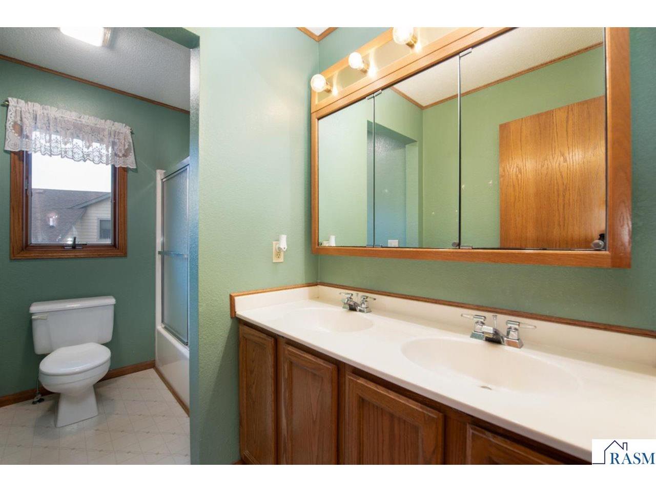 10 Cardinal Court North Mankato MN 56003 7039132 image21