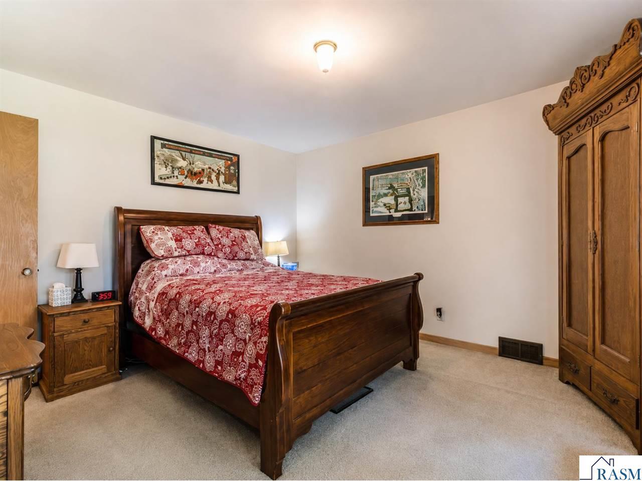 10 NE Buck Avenue Madelia MN 56062 267040977 image18