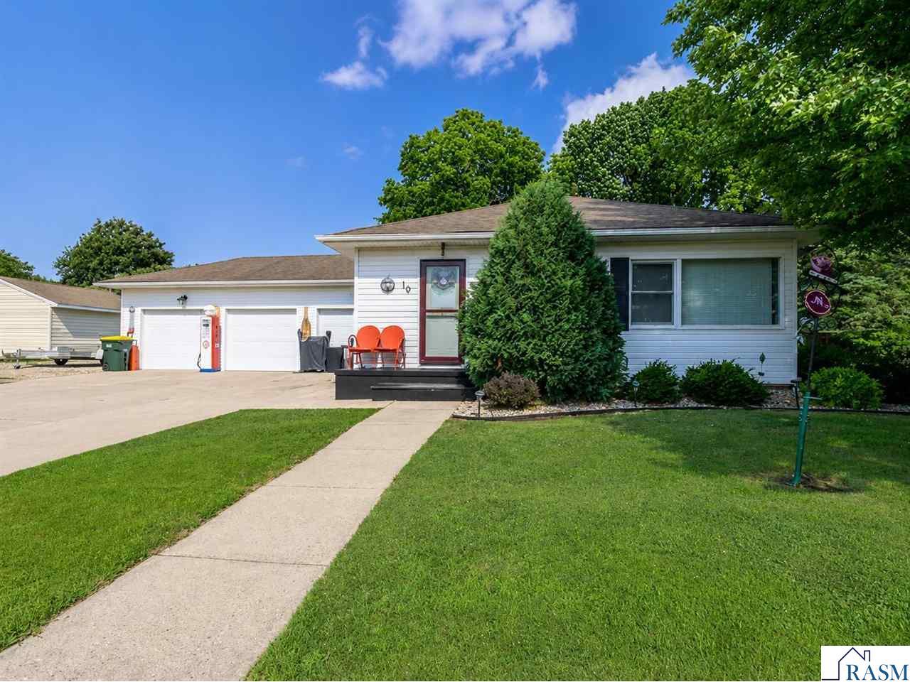 10 NE Buck Avenue Madelia MN 56062 267040977 image3