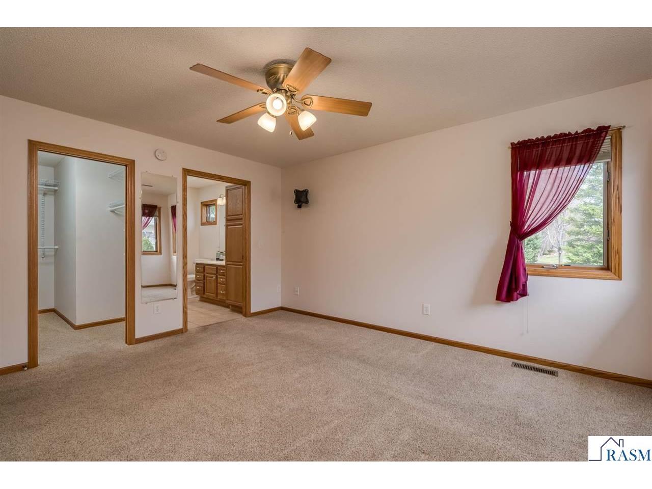 100 Crystal Lane Mankato MN 56001 7039959 image23