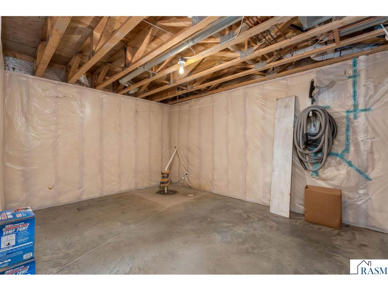 100 Crystal Lane Mankato MN 56001 7039959 image32