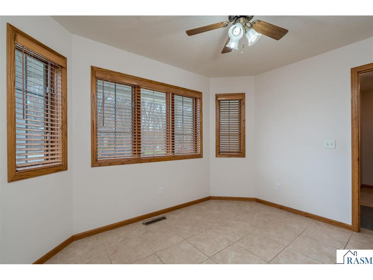 100 Crystal Lane Mankato MN 56001 7039959 image6