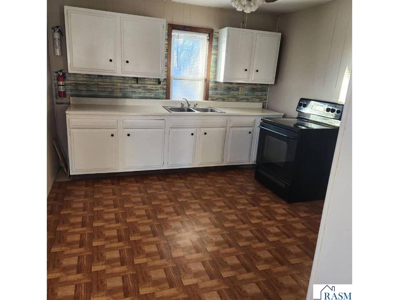 100 NW Greenback Street Sleepy Eye MN 56085 7039521 image15