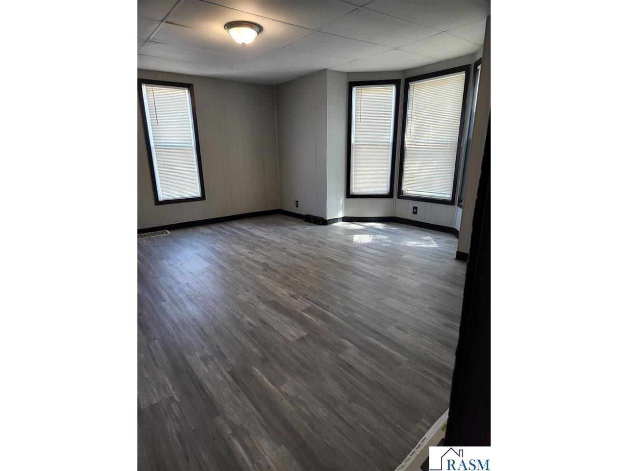 100 NW Greenback Street Sleepy Eye MN 56085 7039521 image5