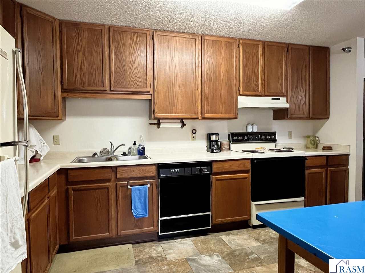 1000 9th Street South Saint James MN 56081 7039839 image5