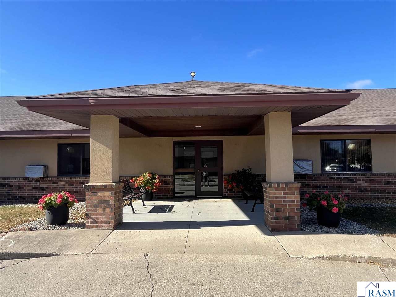 1000 9th Street South Saint James MN 56081 7040250 image1