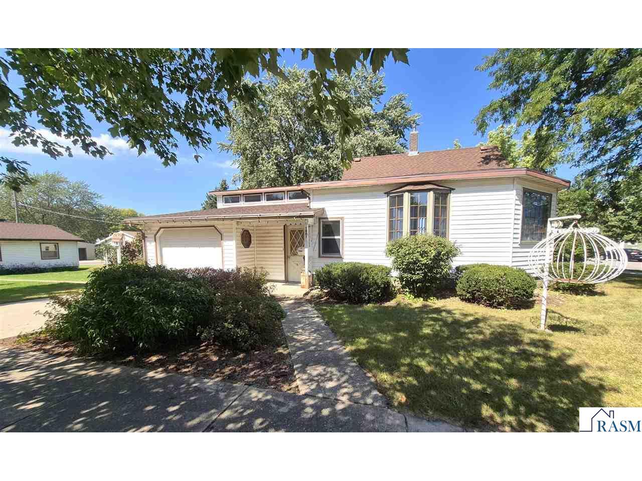 1001 N Jefferson Street New Ulm MN 56073 7038611 image1