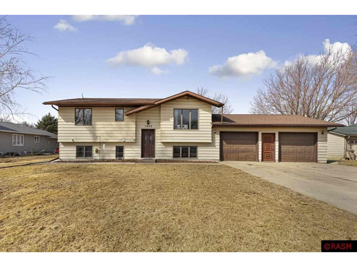 1003 N 5th Street Saint James MN 56081 7036902 image1