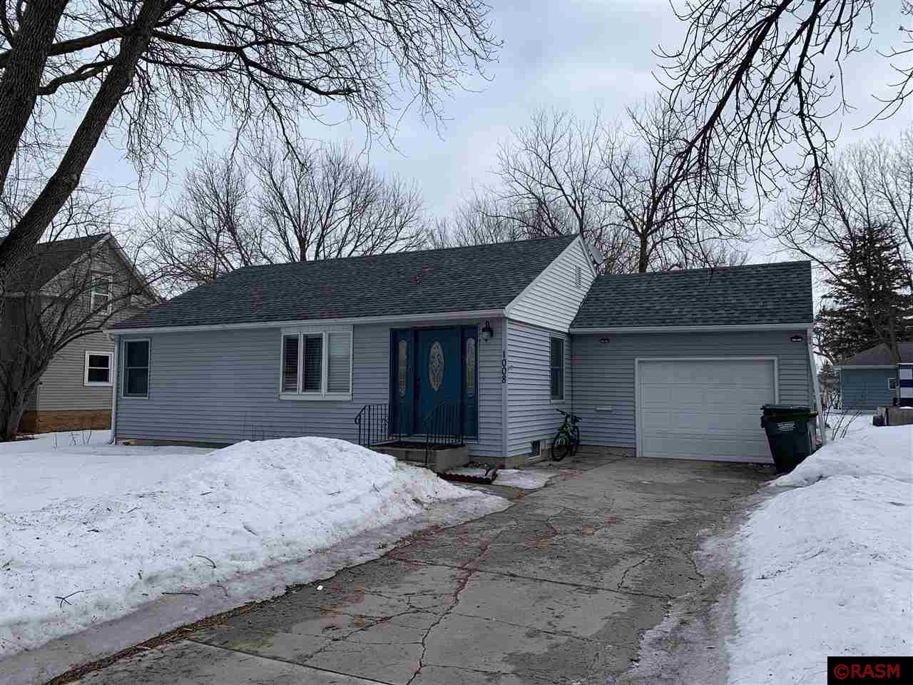 1008 Armstrong Blvd N Saint James MN 56081 7031889 image1