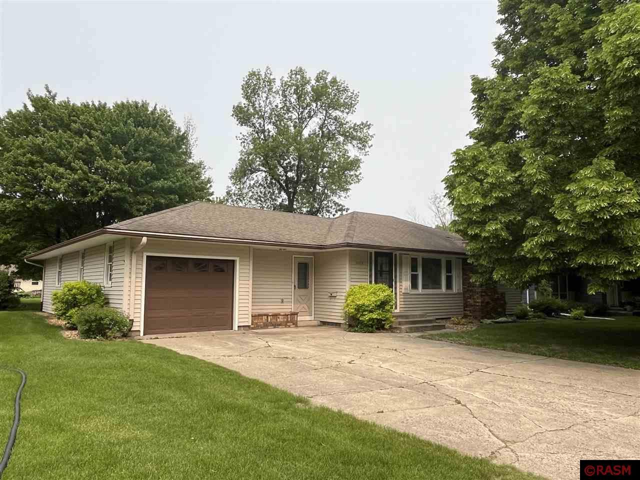 1008 S Armstrong Blvd Saint James MN 56081 7037618 image1