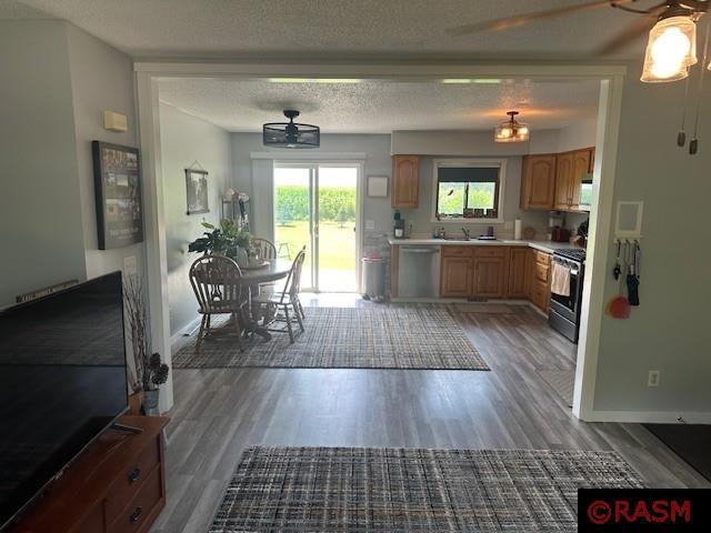 101 7th S Street Mountain Lake MN 56159 7038258 image18