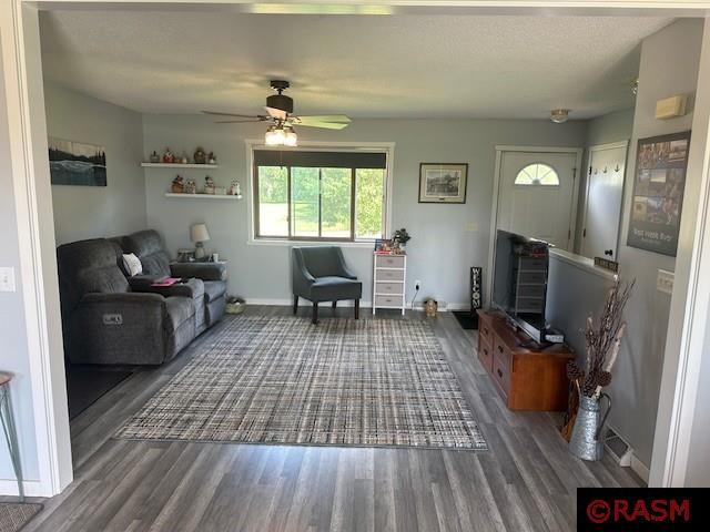 101 7th S Street Mountain Lake MN 56159 7038258 image20