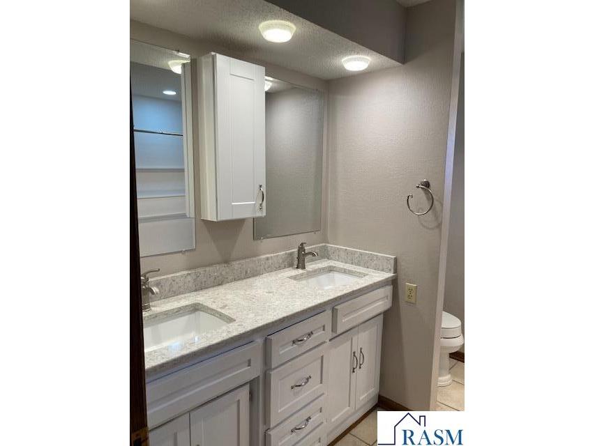 101 SE Burnside Street Sleepy Eye MN 56085 267040778 image17