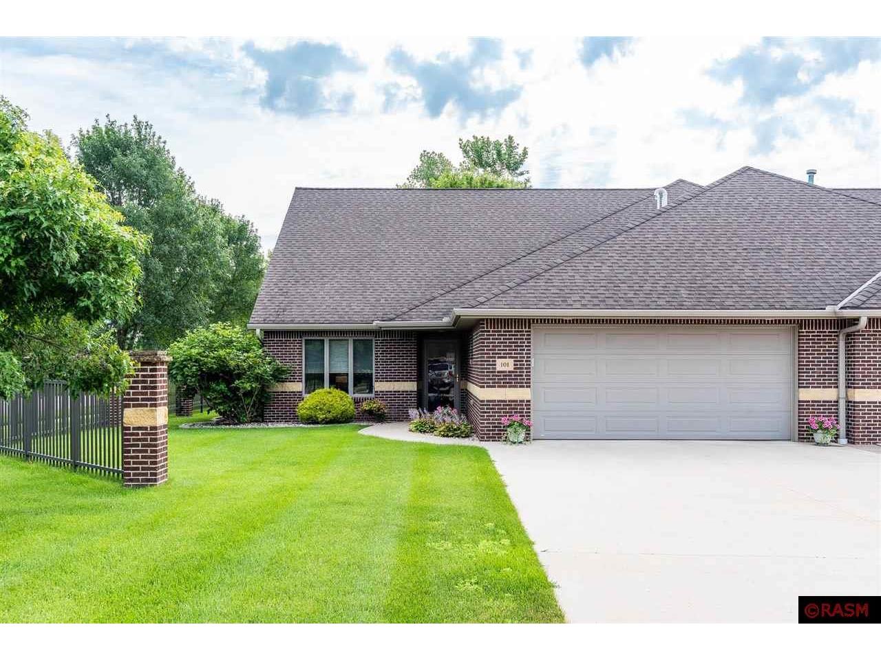 101 Creekside Court, Mankato, MN, 56001 MLS 7030535 Edina Realty