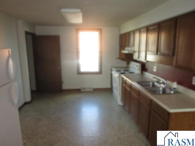 101 N Lincoln St Lake Crystal MN 56055 267040968 image3