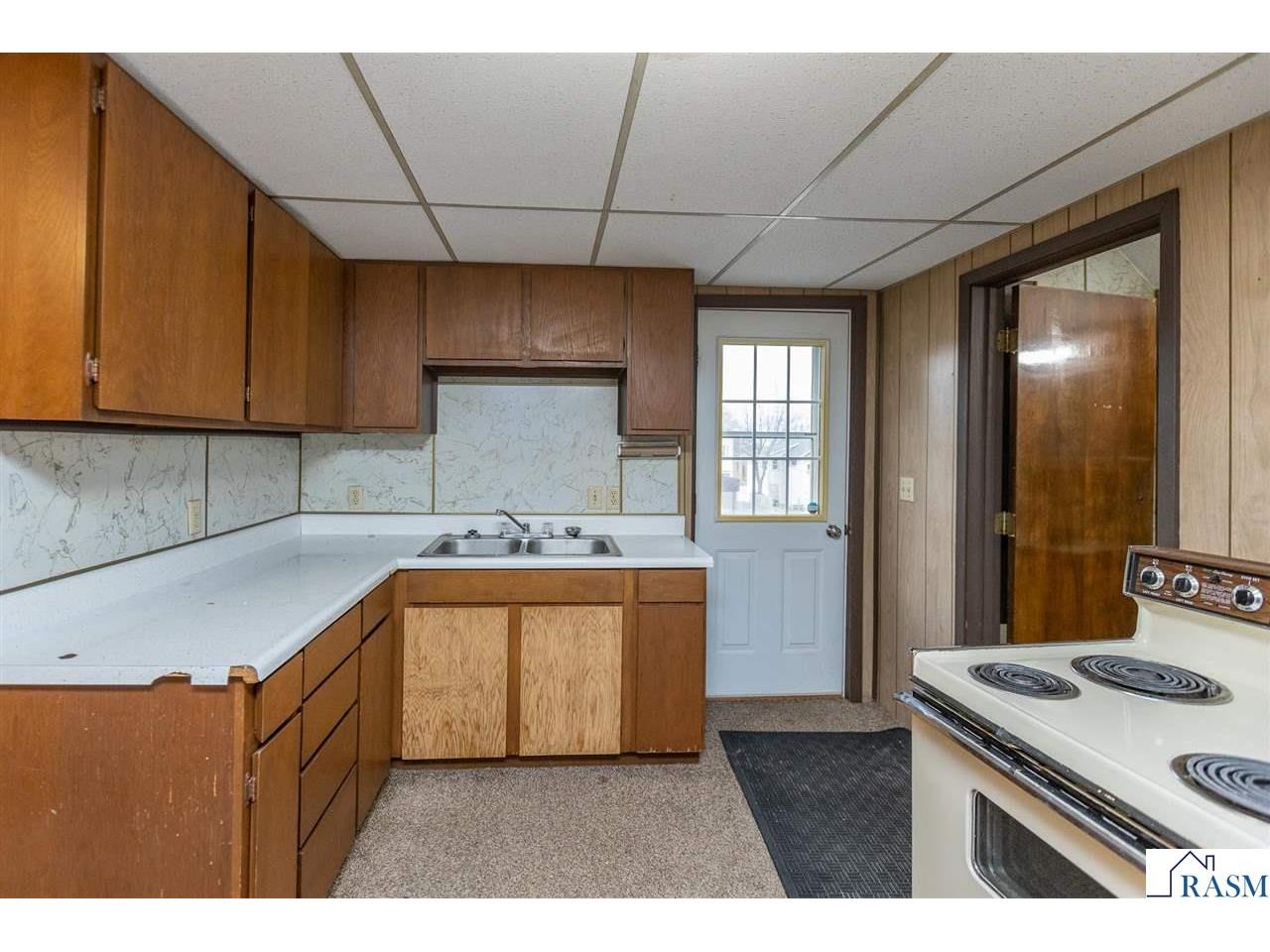 101 N Park Street Minnesota Lake MN 56068 7039111 image20