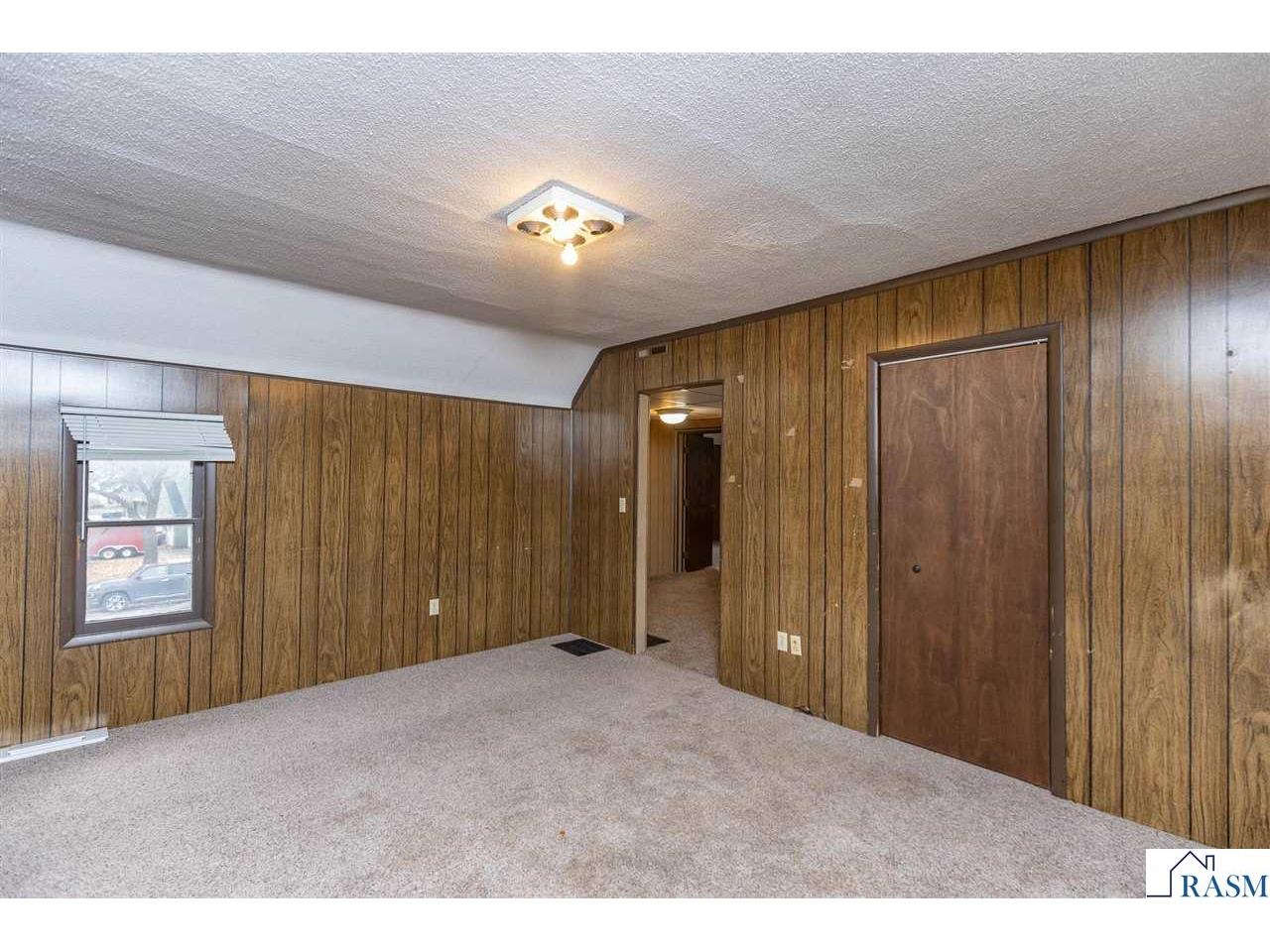 101 N Park Street Minnesota Lake MN 56068 7039111 image29