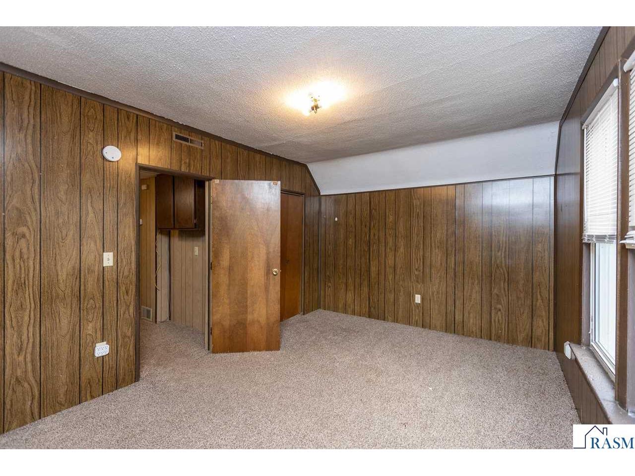 101 N Park Street Minnesota Lake MN 56068 7039111 image32