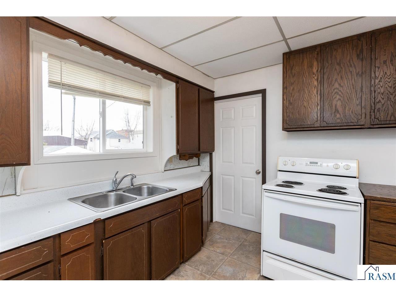 101 N Park Street Minnesota Lake MN 56068 7039111 image7