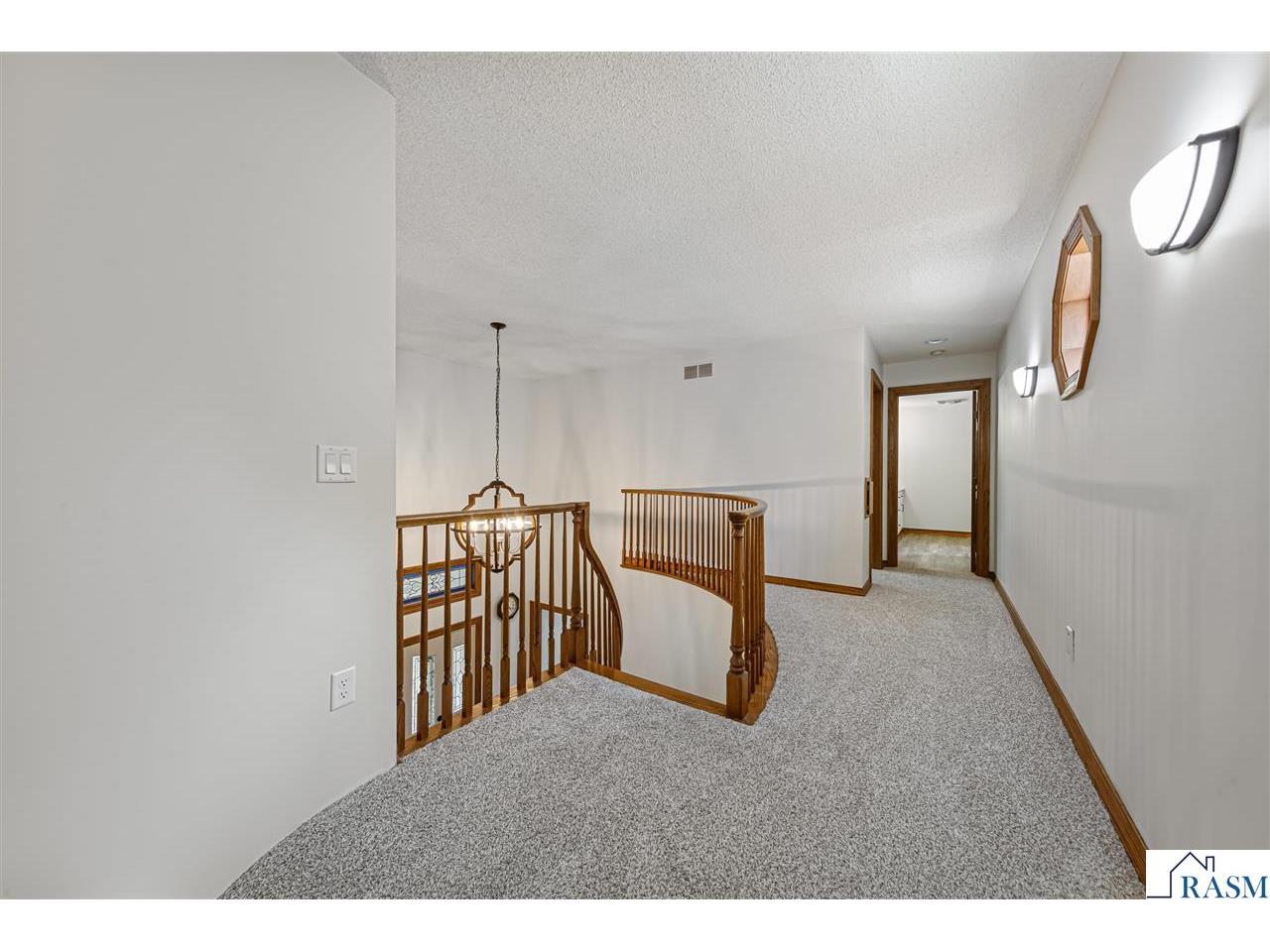 101 Pohl Road Mankato MN 56001 7040407 image48